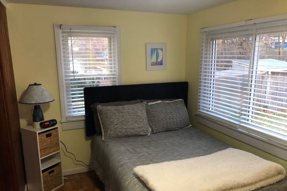 Photo of Bedroom in Hastings
