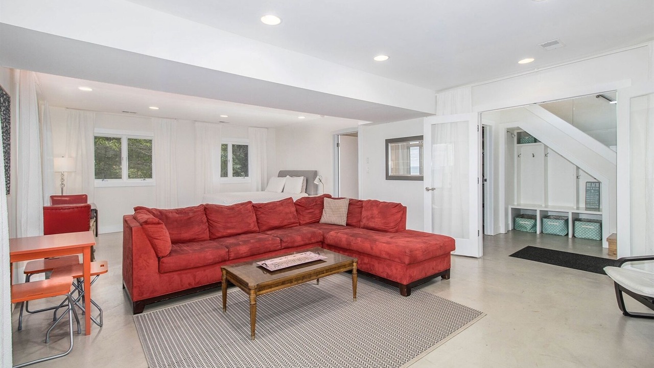 Photo of Livingroom in Lake Michigan Beach