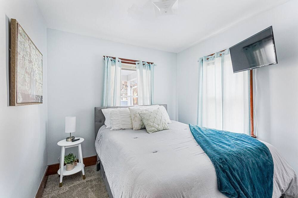 Photo of Bedroom in Jackson