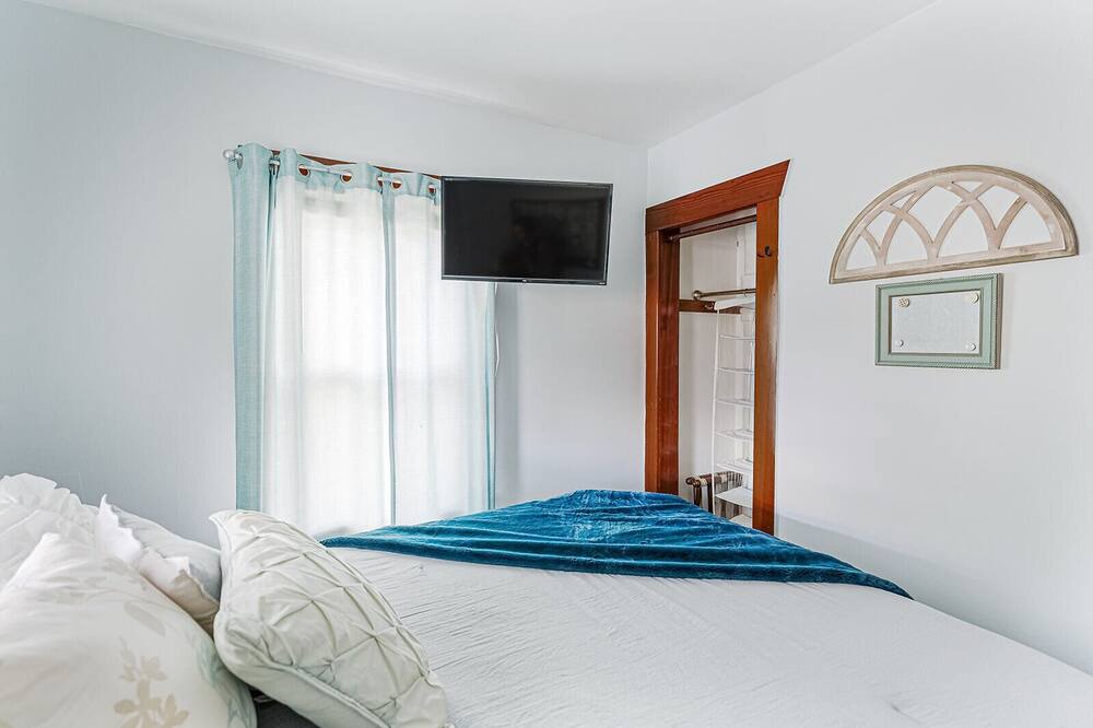 Photo of Bedroom in Jackson