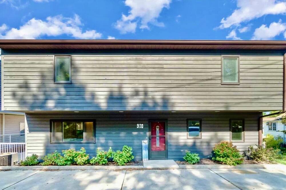 Photo of Outdoor in Michigan City