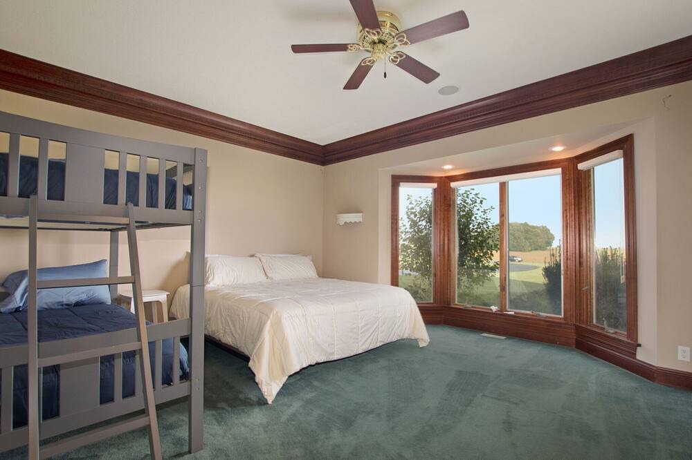 Photo of Bedroom in Hamilton