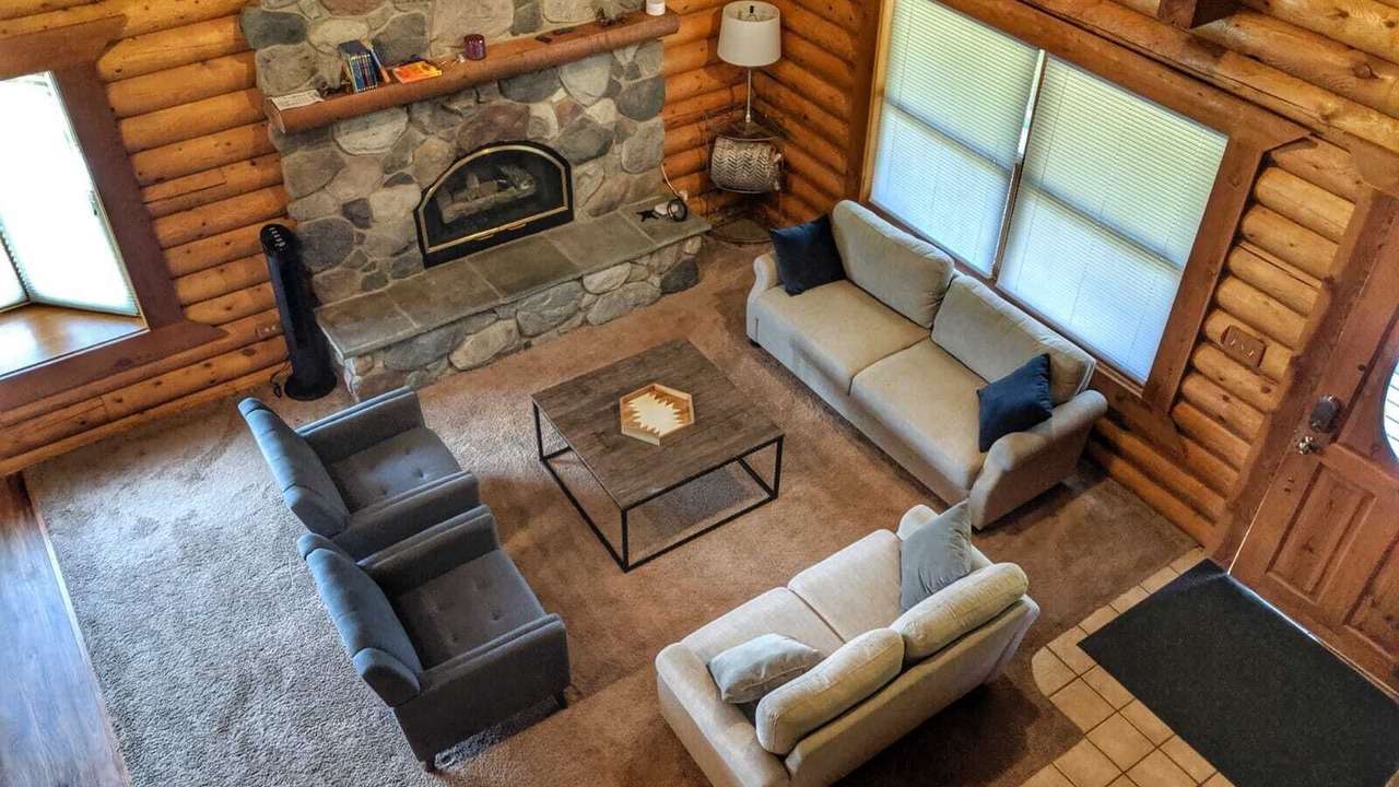 Photo of Livingroom in Paw Paw Lake