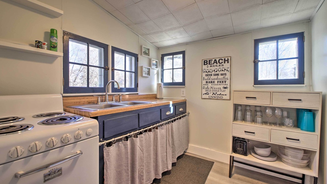 Photo of Kitchen in Lake Michigan Beach