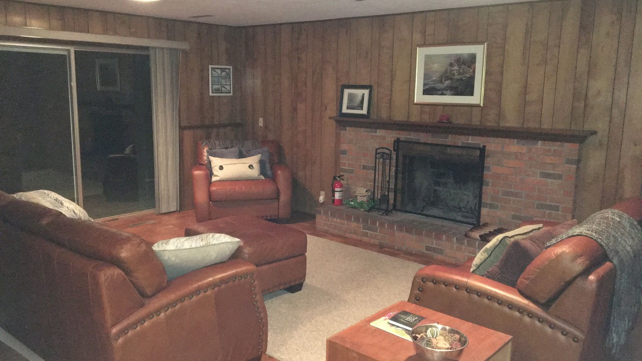 Photo of Livingroom in Norton Shores