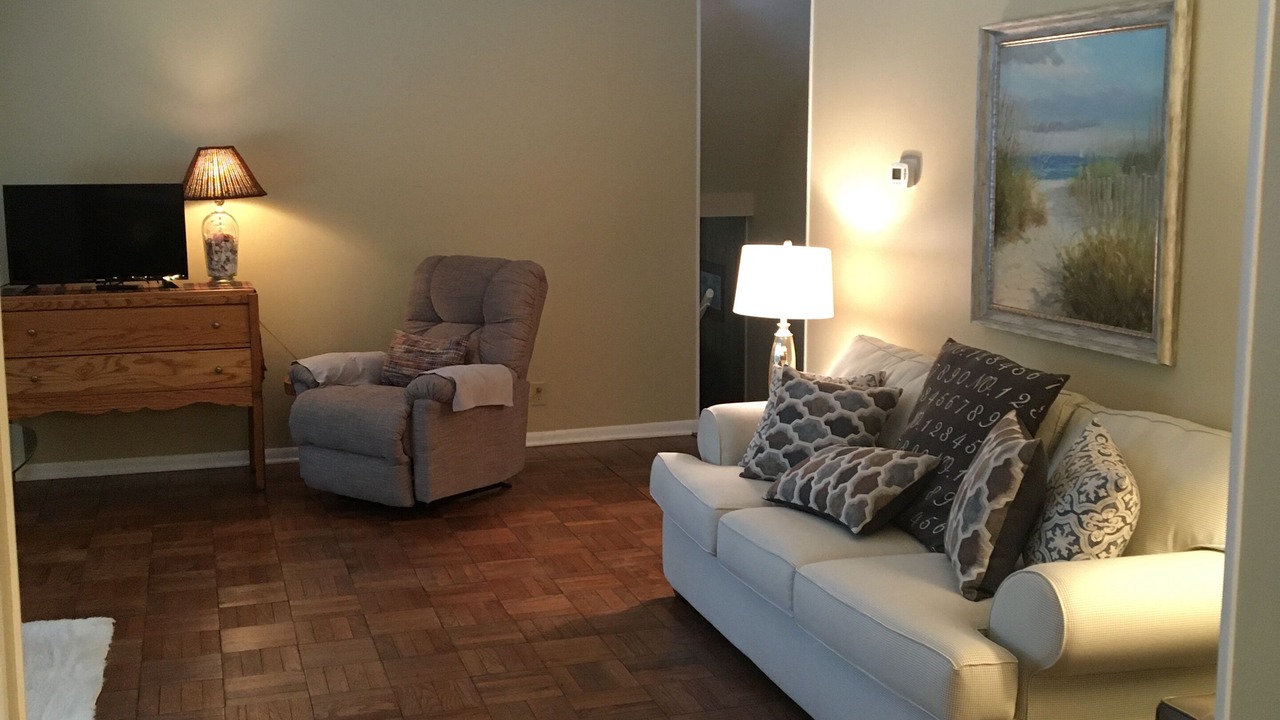 Photo of Livingroom in Norton Shores