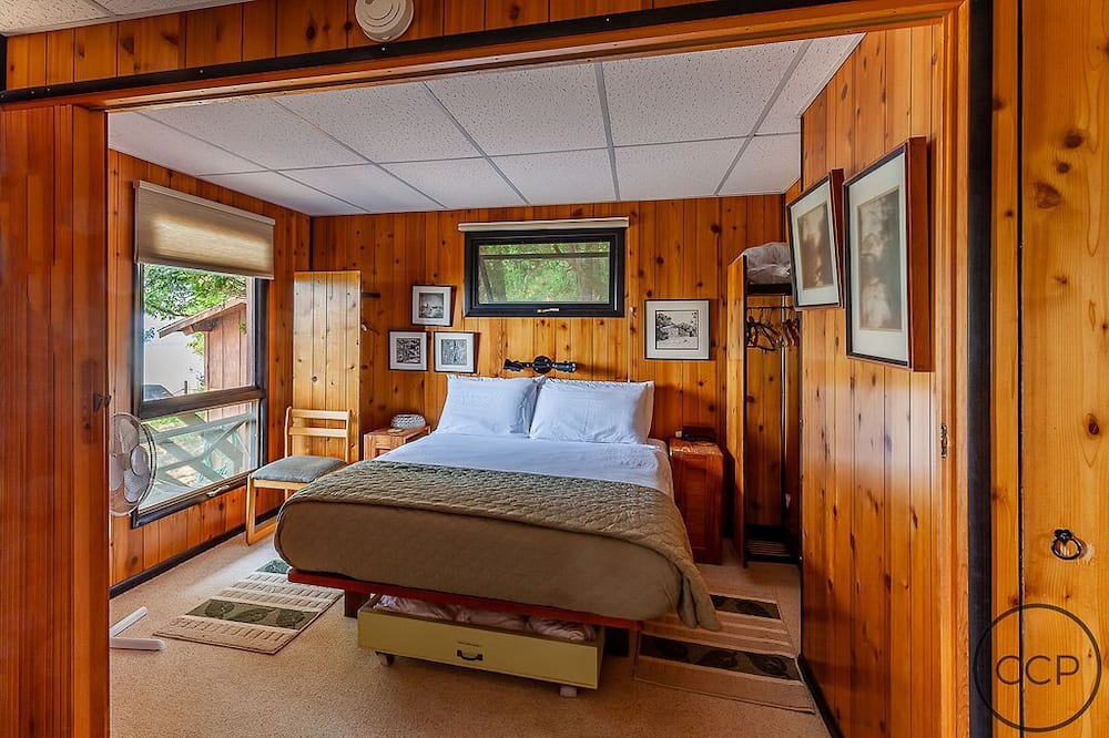 Photo of Bedroom in Claybanks Township