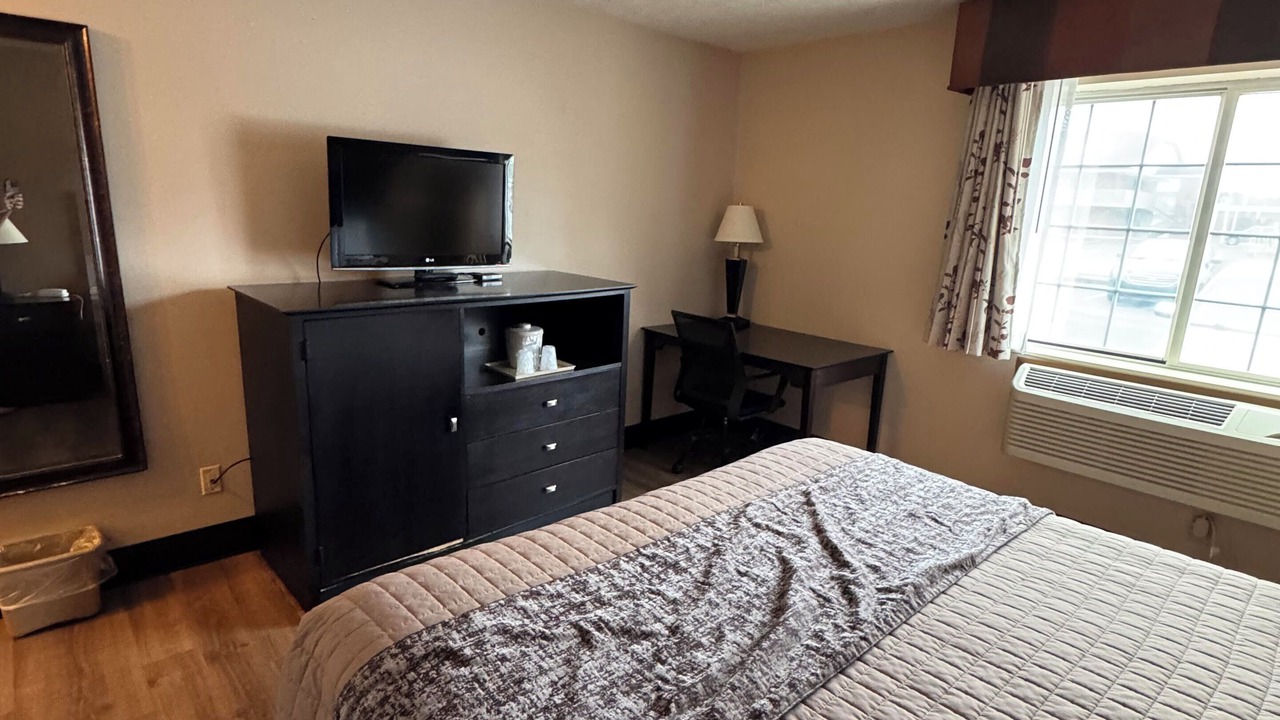 Photo of Bedroom in Connersville