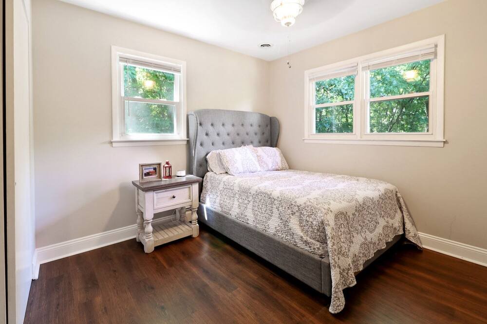 Photo of Bedroom in Michigan City