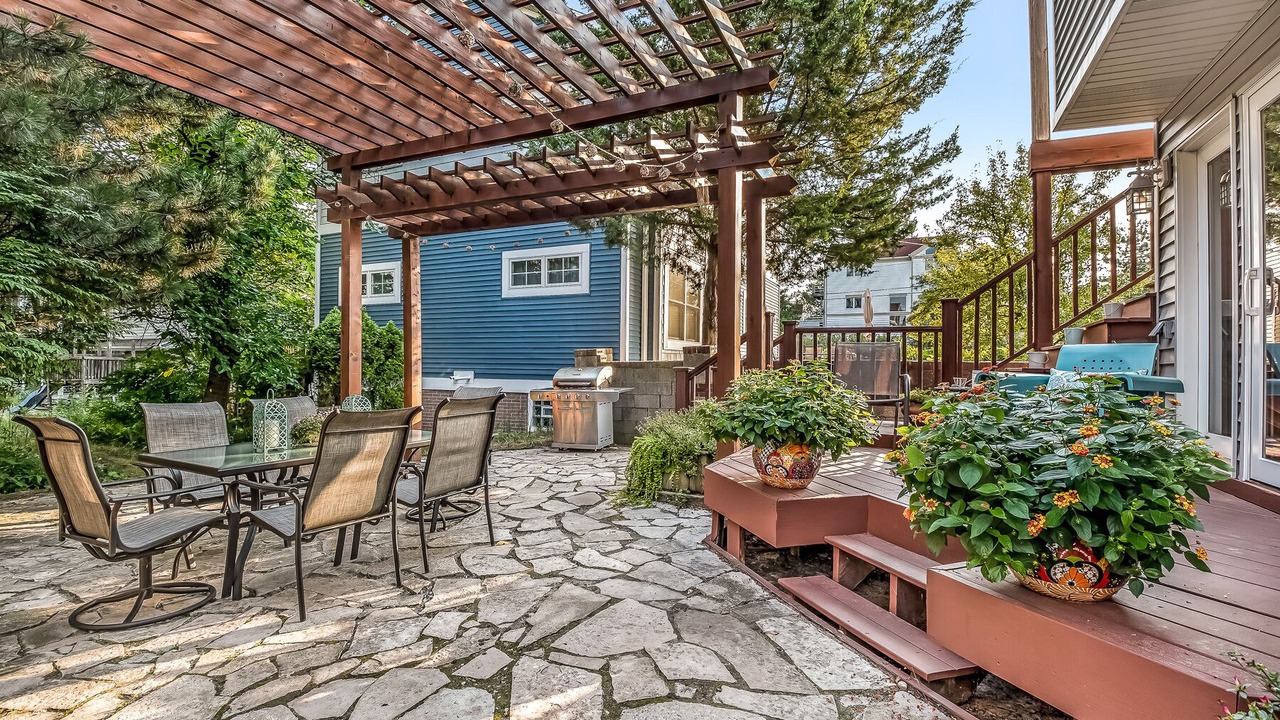 Photo of Patio Balcony in Michigan City