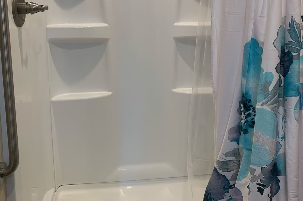 Photo of Bathroom in Reading
