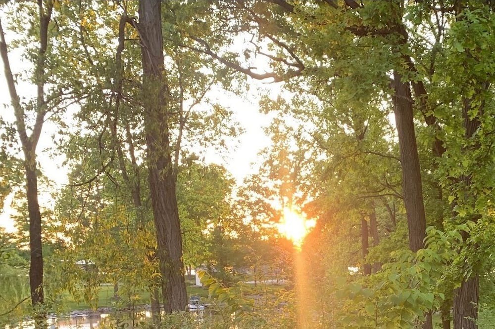 Photo of Outdoor in Frontier