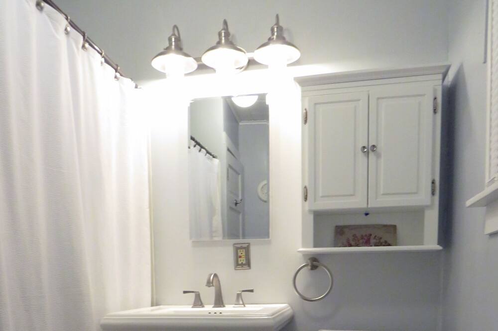 Photo of Bathroom in Michigan City