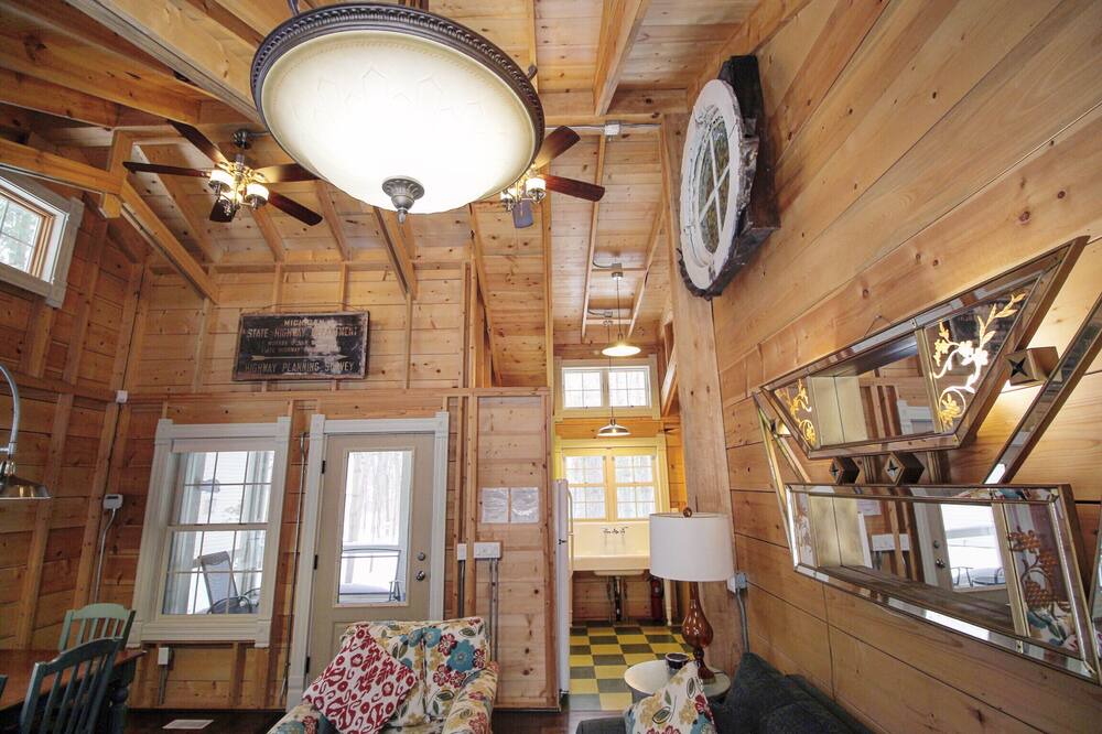 Photo of Livingroom in Fennville
