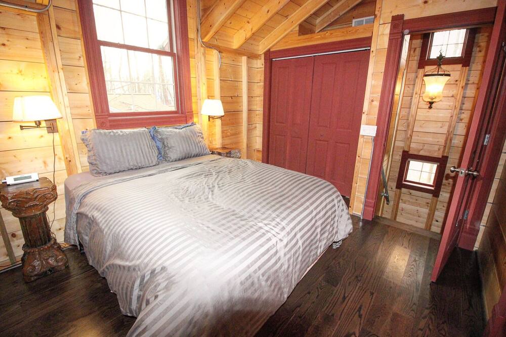 Photo of Bedroom in Fennville