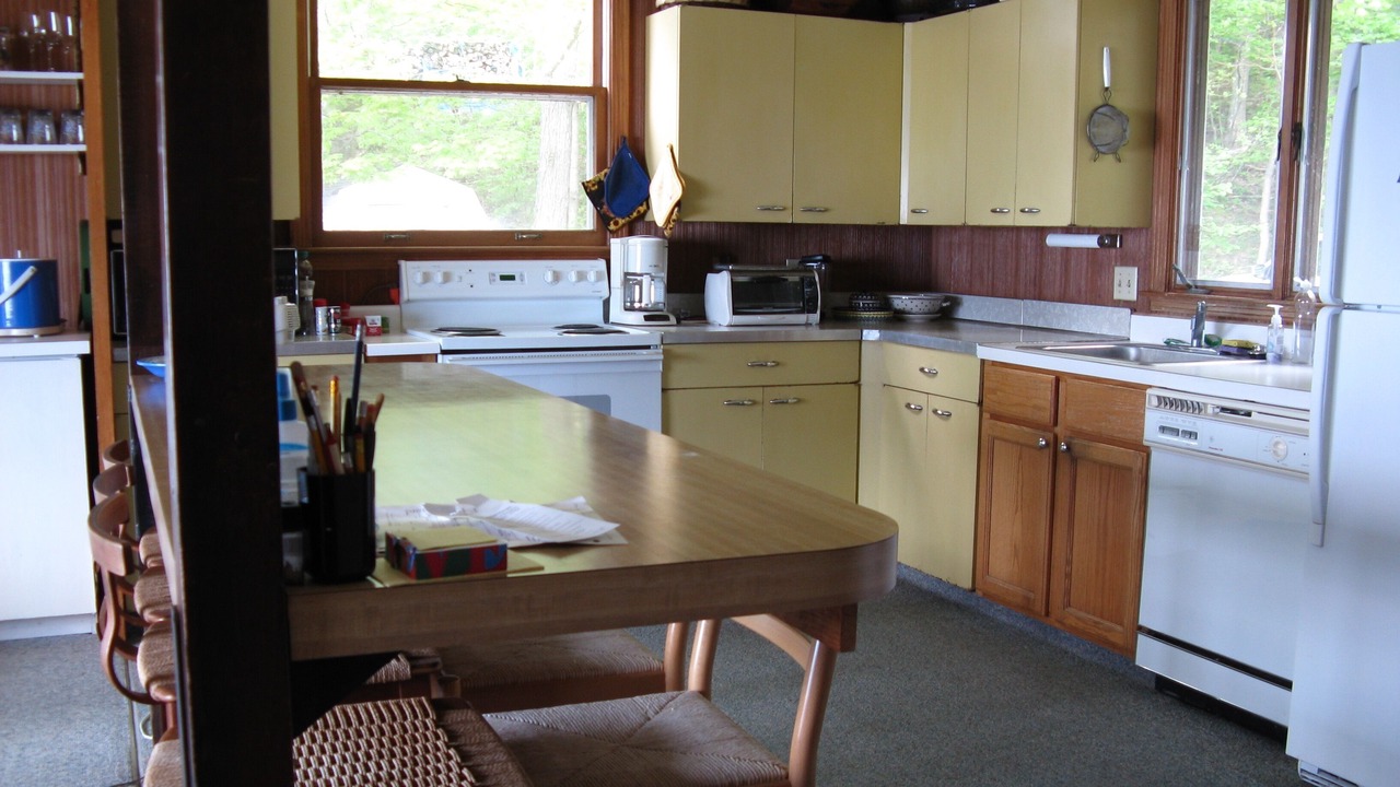 Photo of Kitchen in Waukazoo Woods