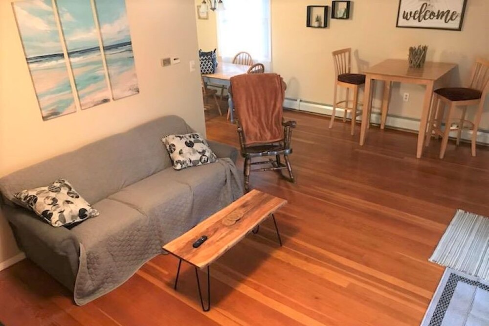 Photo of Livingroom in Lake Michigan Beach
