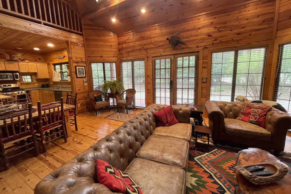 Photo of Bedroom in Lakeside