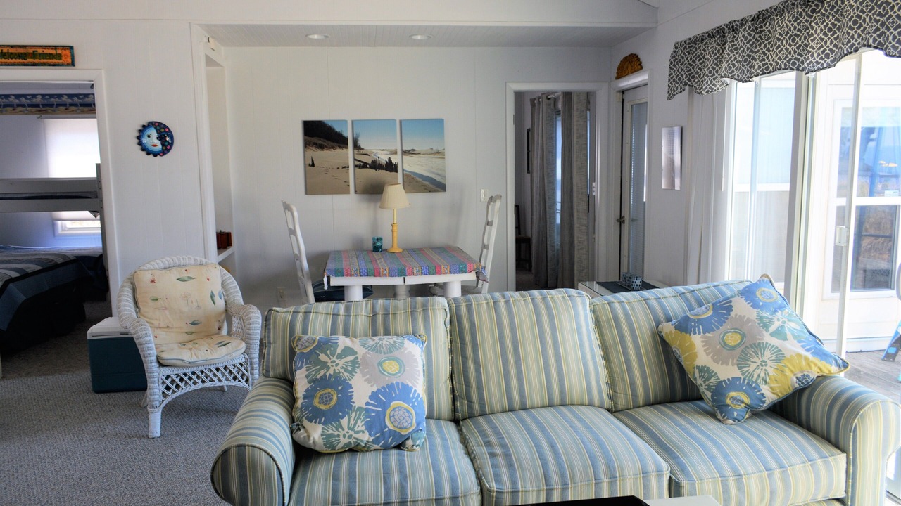 Photo of Livingroom in West Olive