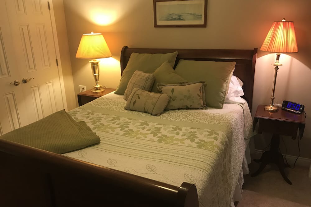 Photo of Bedroom in New Lisbon
