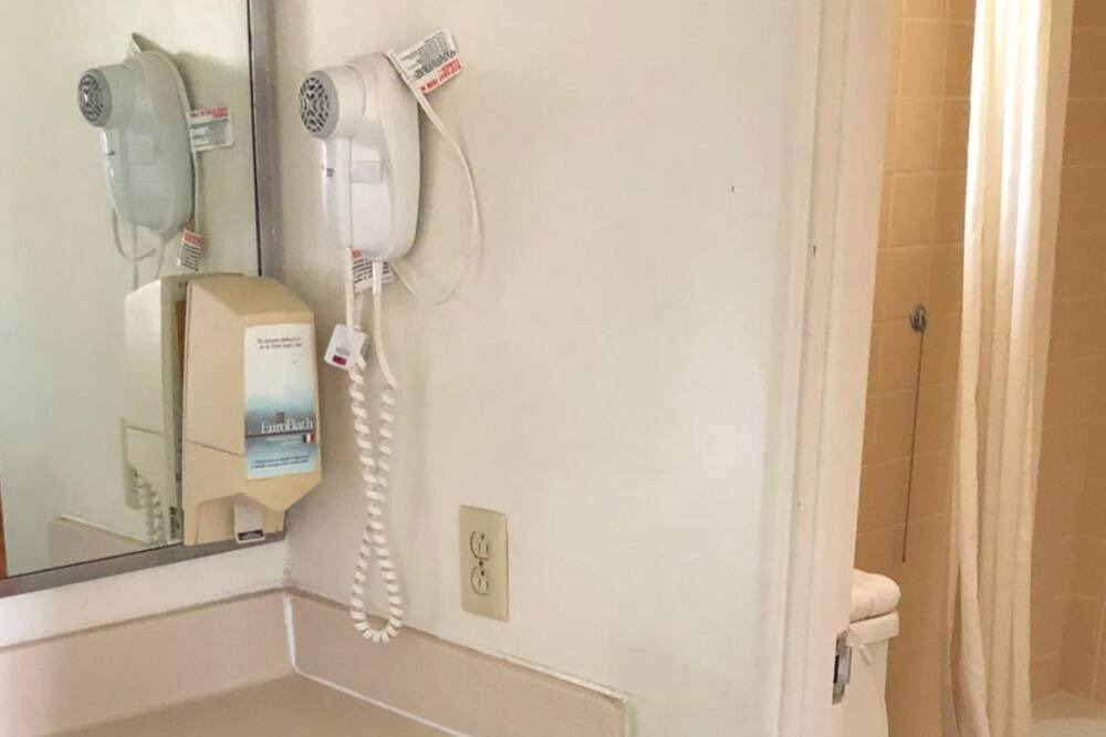 Photo of Bathroom in Norton Shores