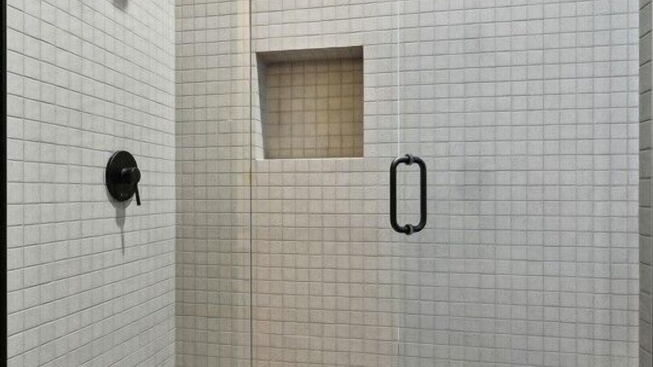 Photo of Bathroom in Palmer Square