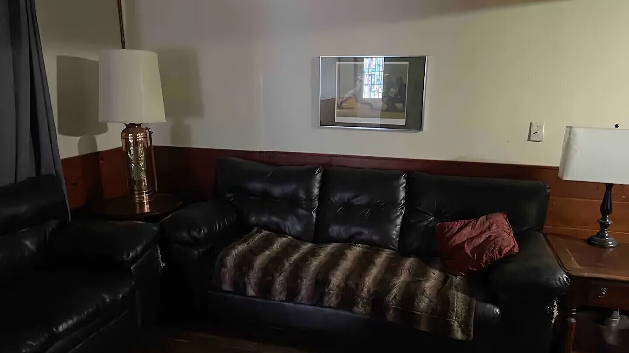 Photo of Livingroom in Creston Heights
