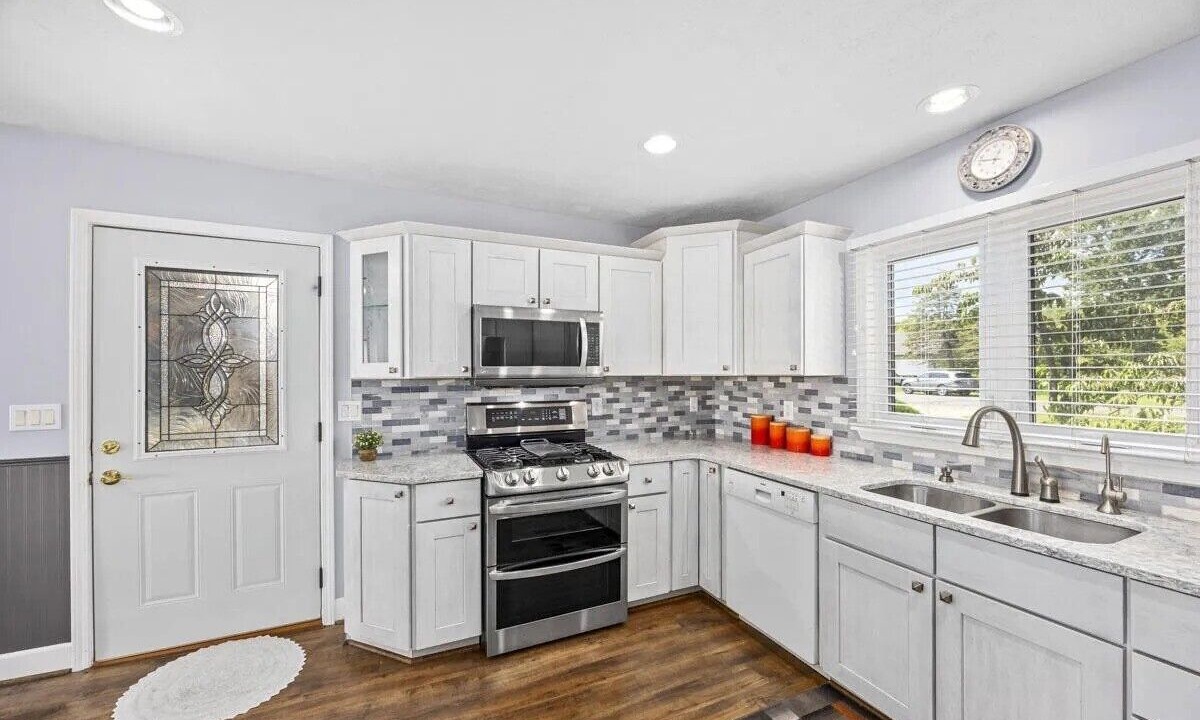 Photo of Kitchen in Lake Odessa