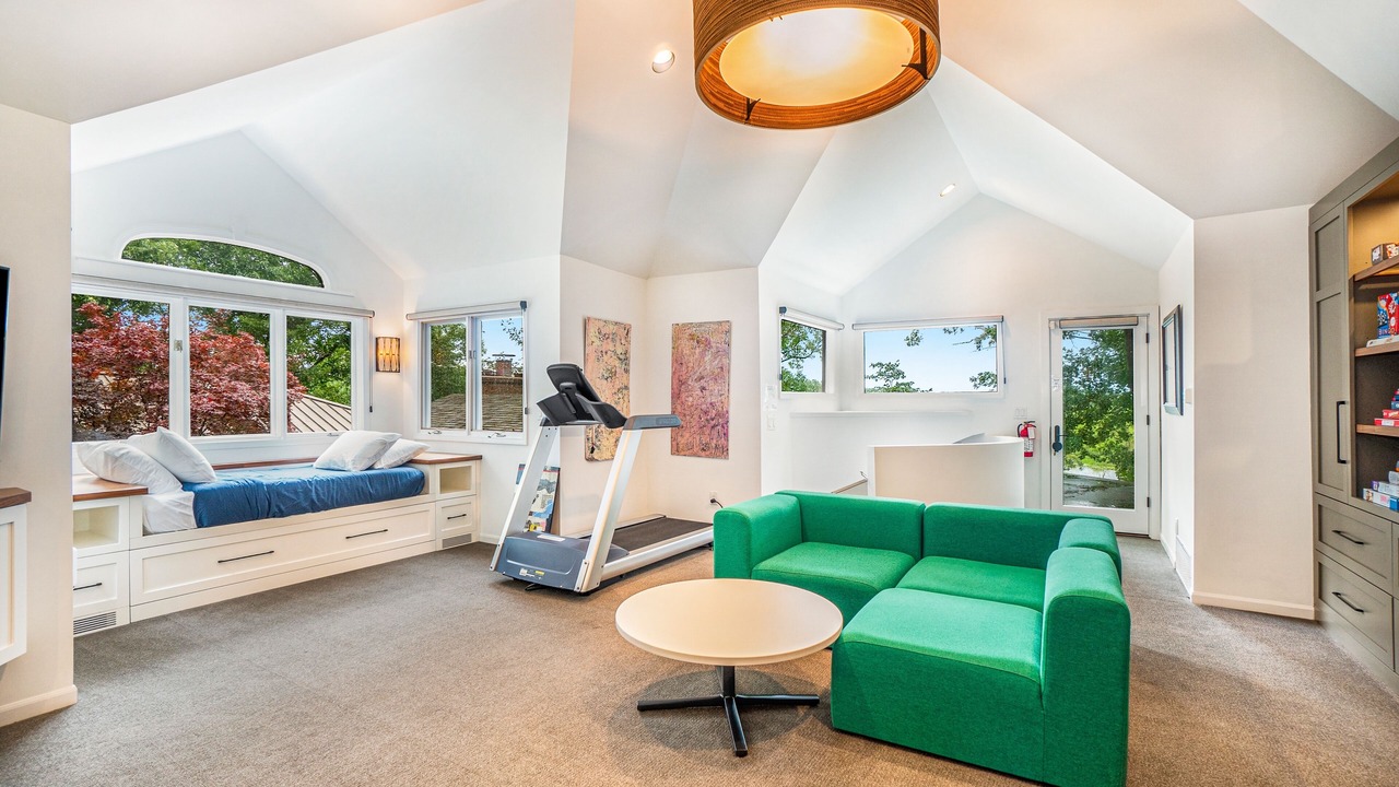 Photo of Livingroom in Saugatuck
