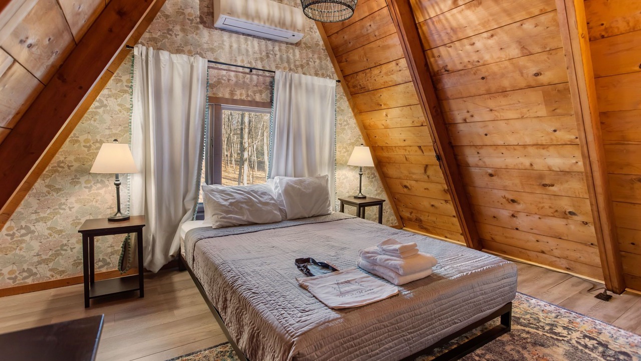 Photo of Bedroom in South Haven