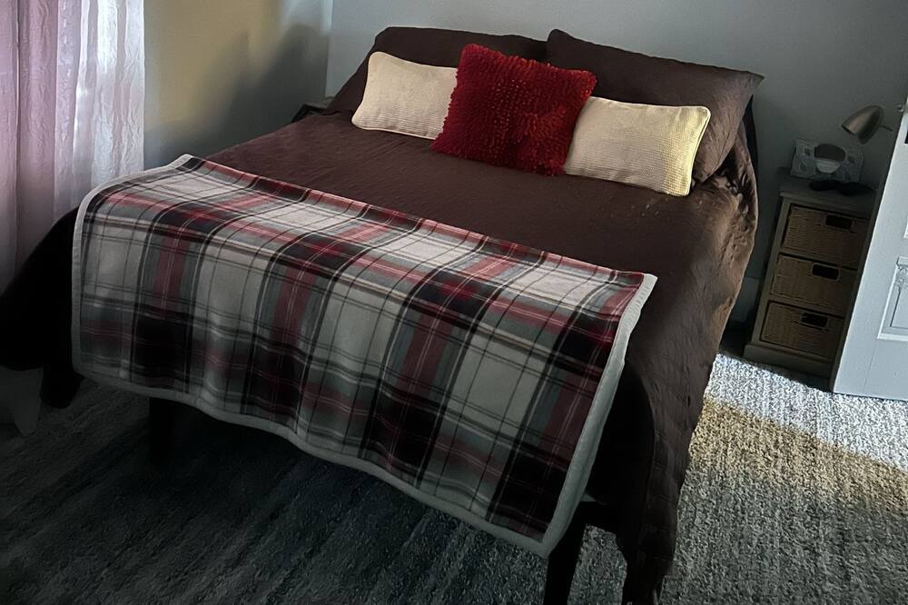 Photo of Bedroom in Mishawaka