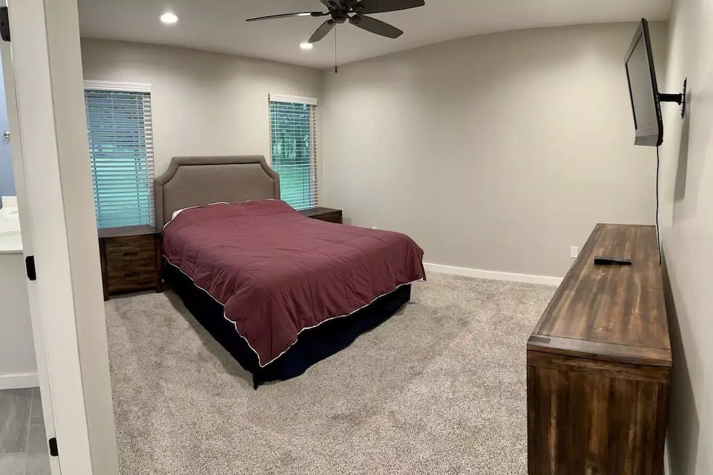 Photo of Bedroom in Byron
