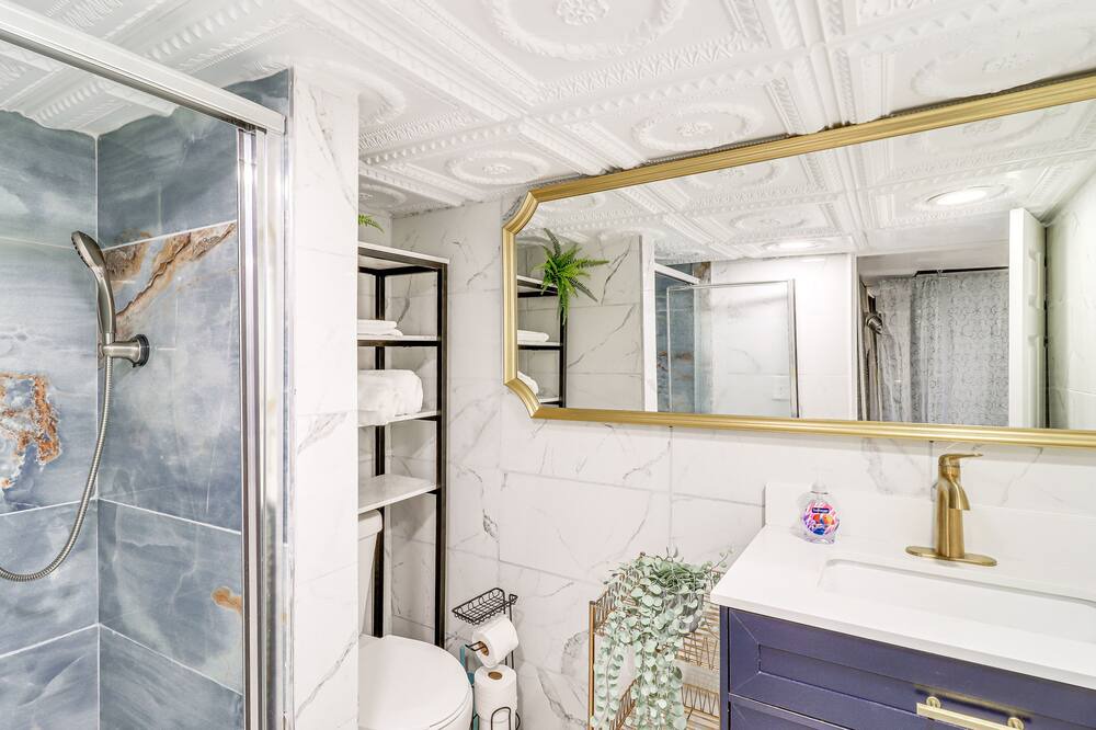 Photo of Bathroom in Belleville