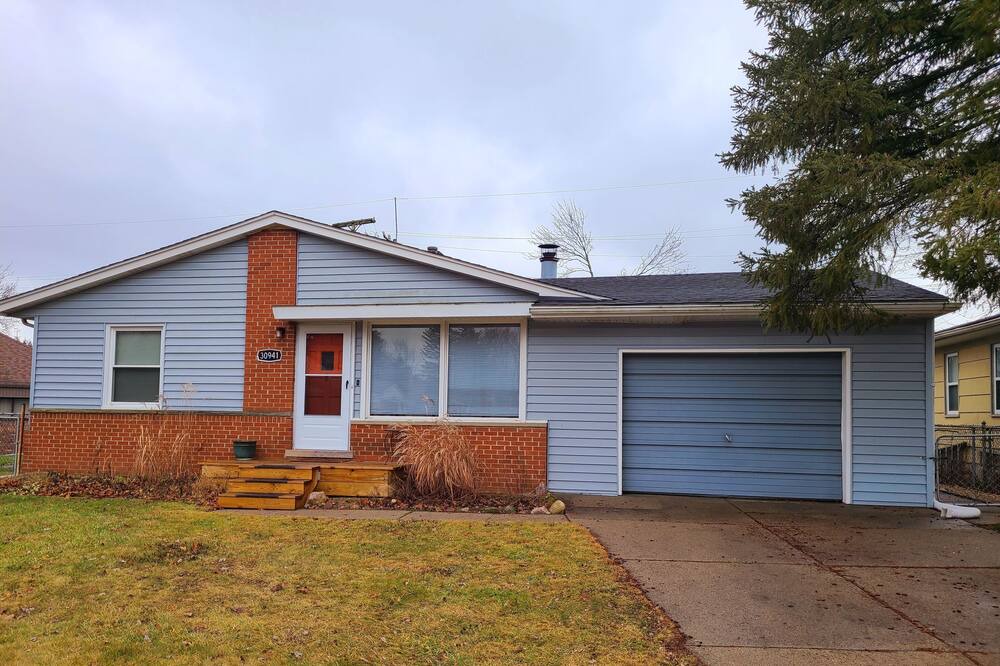Photo of Outdoor in Livonia