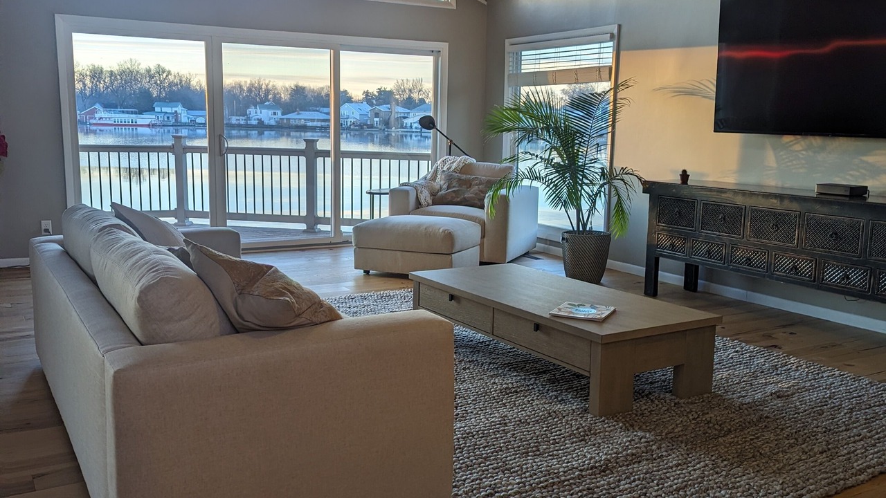 Photo of Livingroom in Elkhart