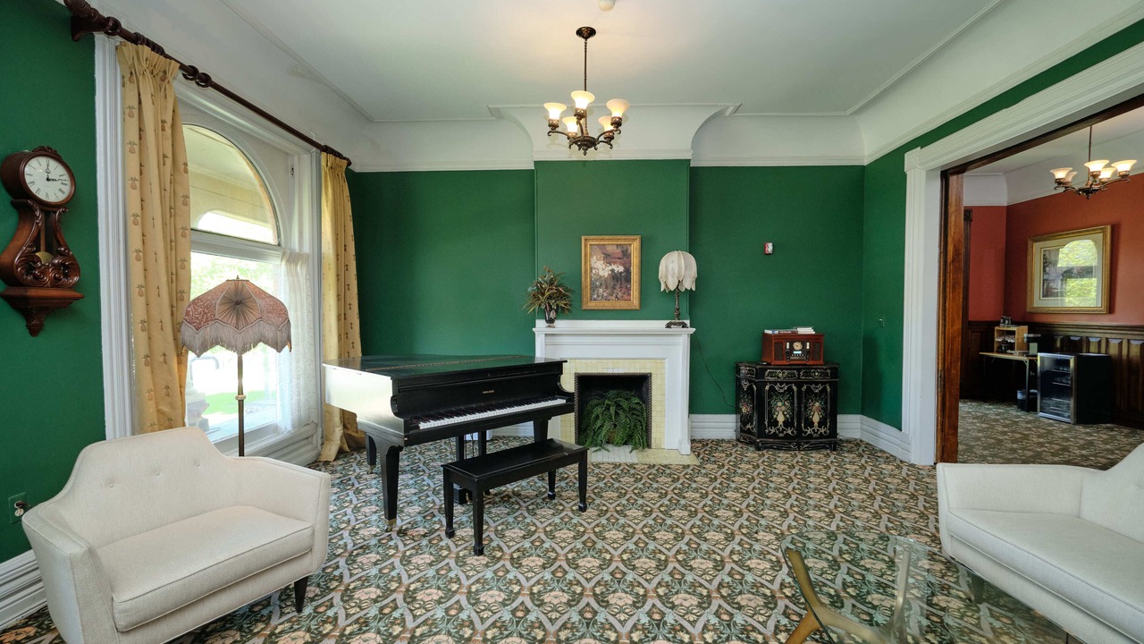 Photo of Bedroom in Midtown