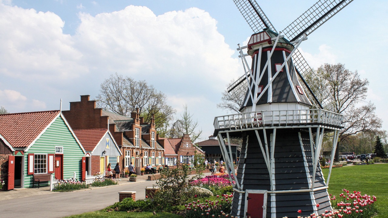 Photo of Others in Holland