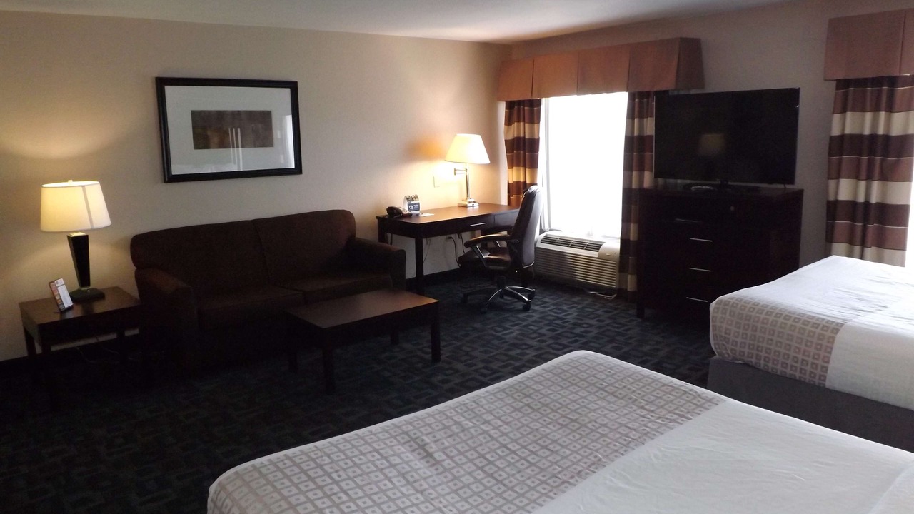 Photo of Livingroom in Kalamazoo