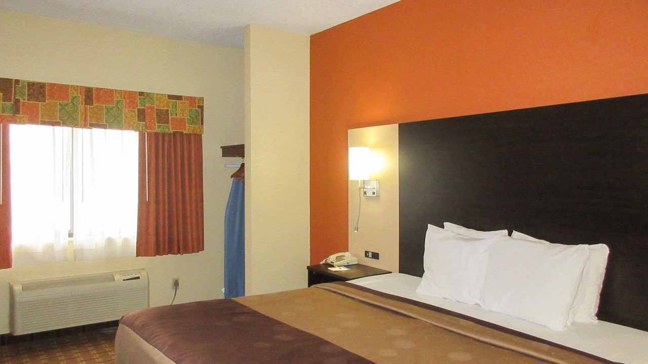 Photo of Bedroom in Benton Harbor