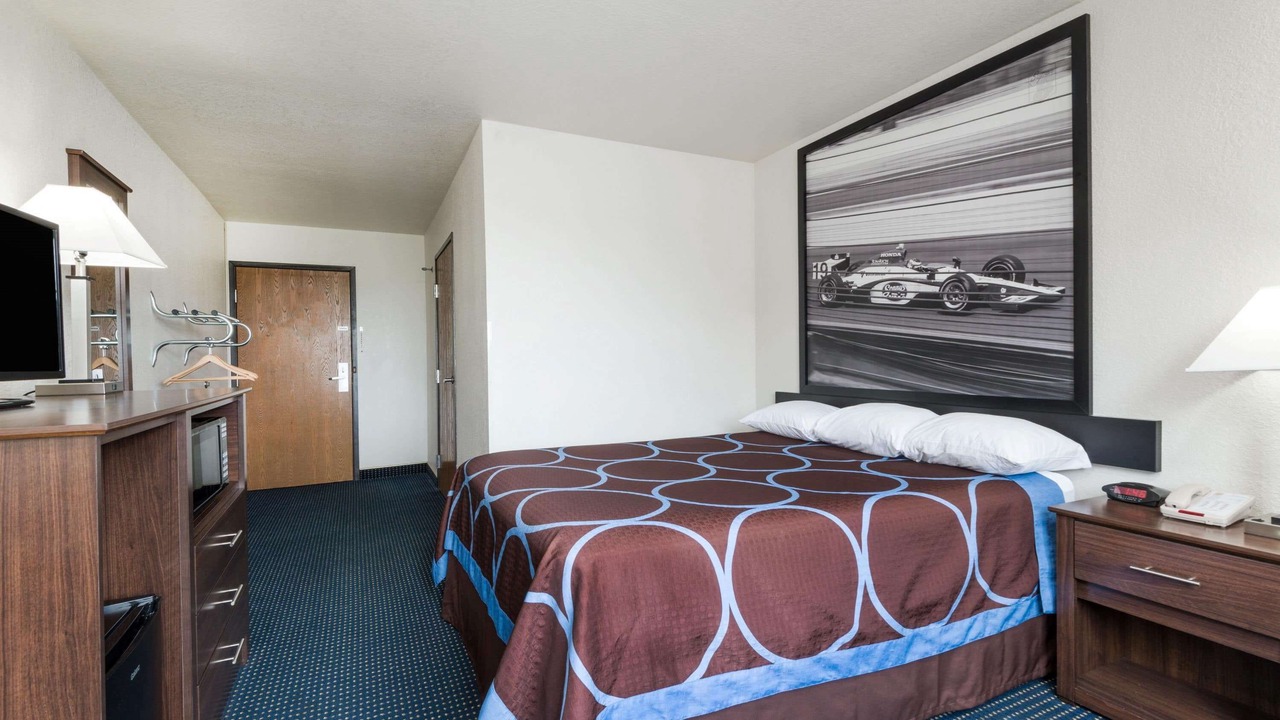 Photo of Bedroom in Greenfield