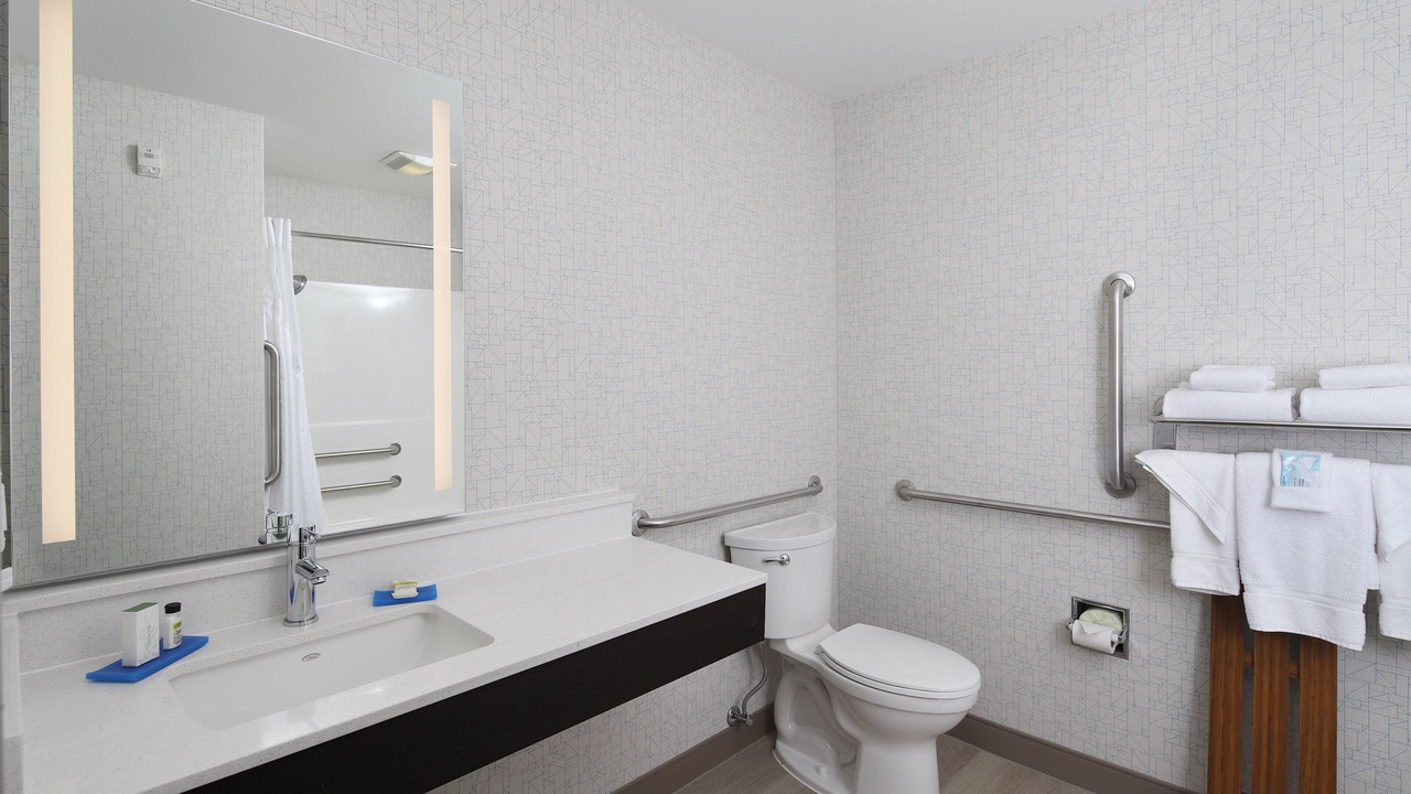 Photo of Bathroom in Grandville