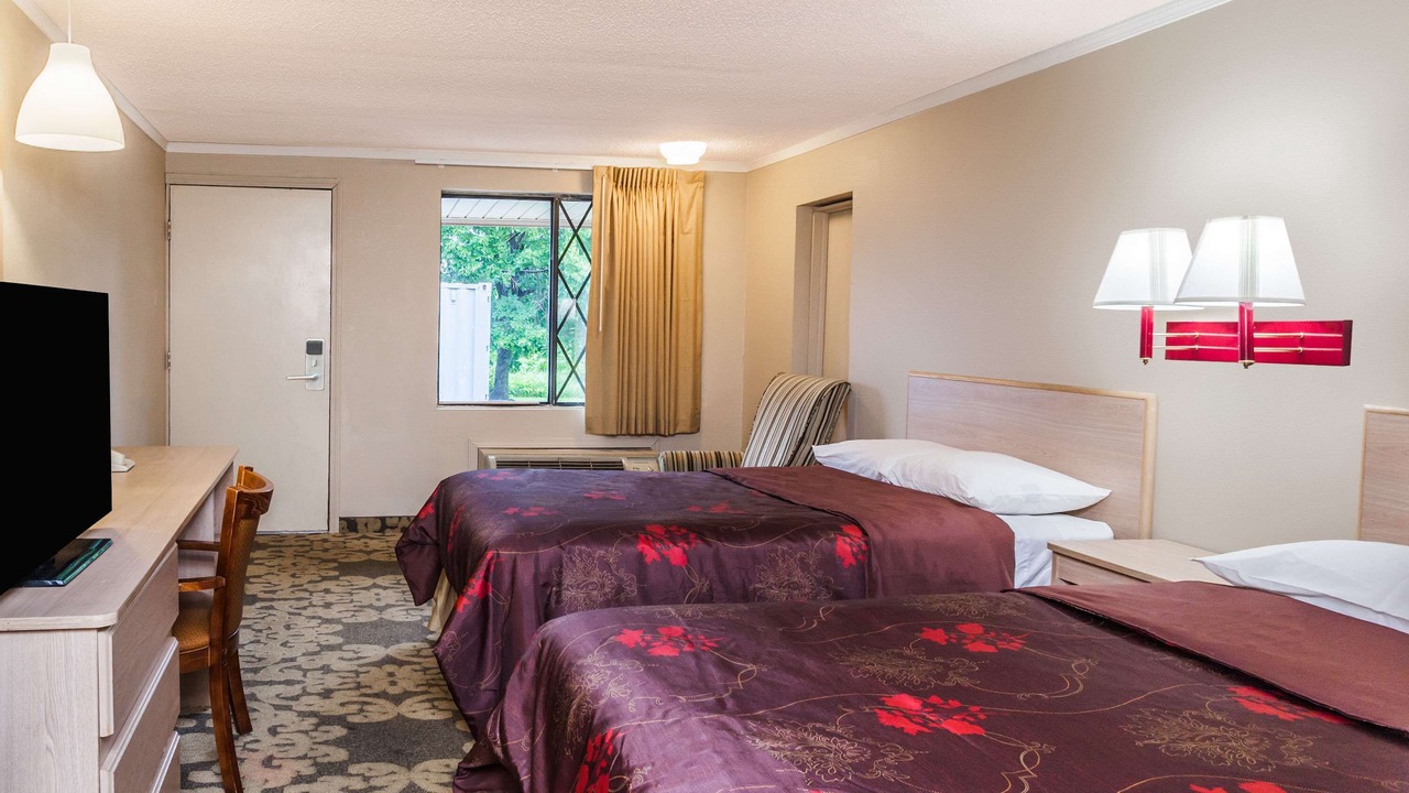 Photo of Bedroom in Farmington Hills