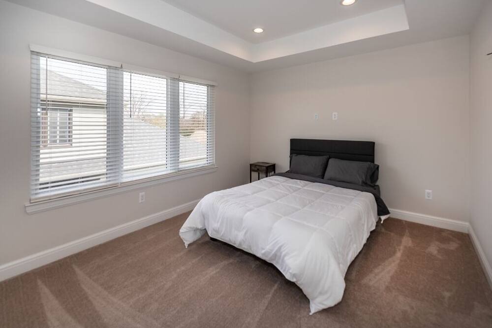 Photo of Bedroom in West Bloomfield