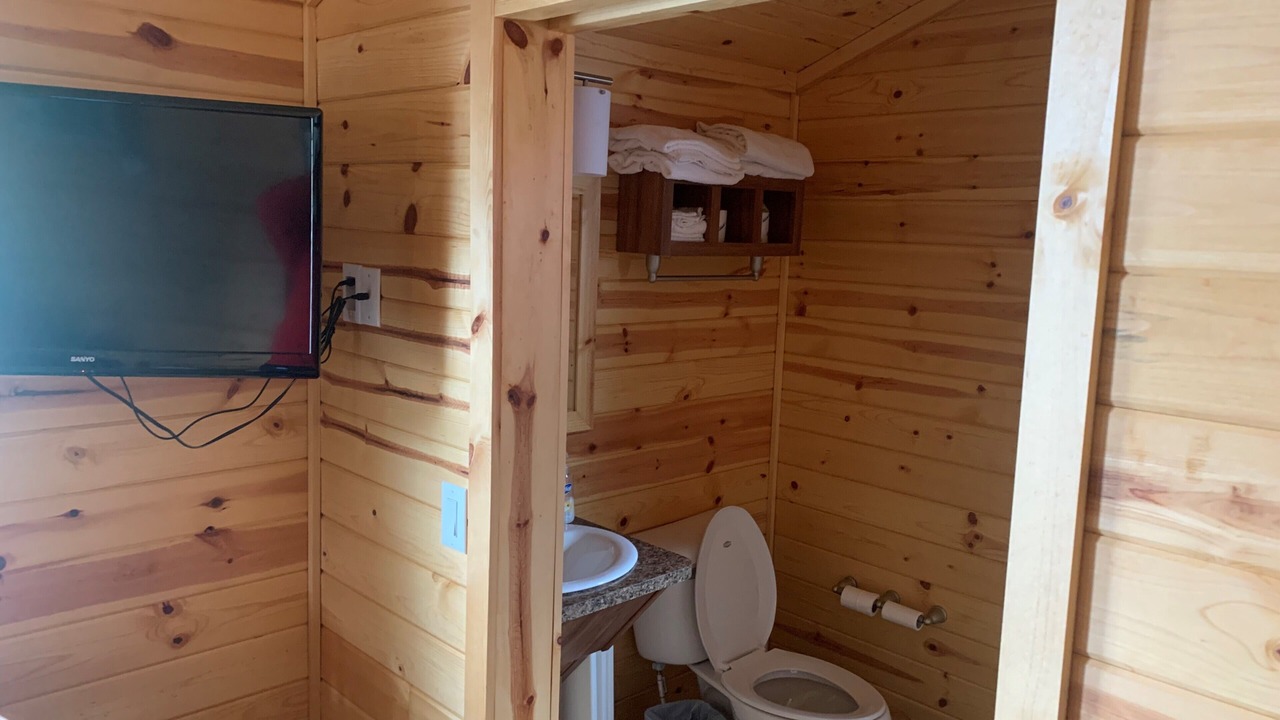 Photo of Bathroom in Perkinsville