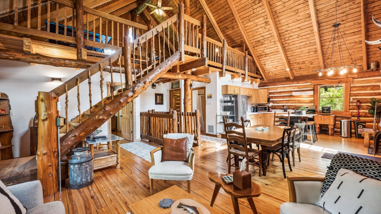 Photo of Livingroom in Lake Michigan Beach