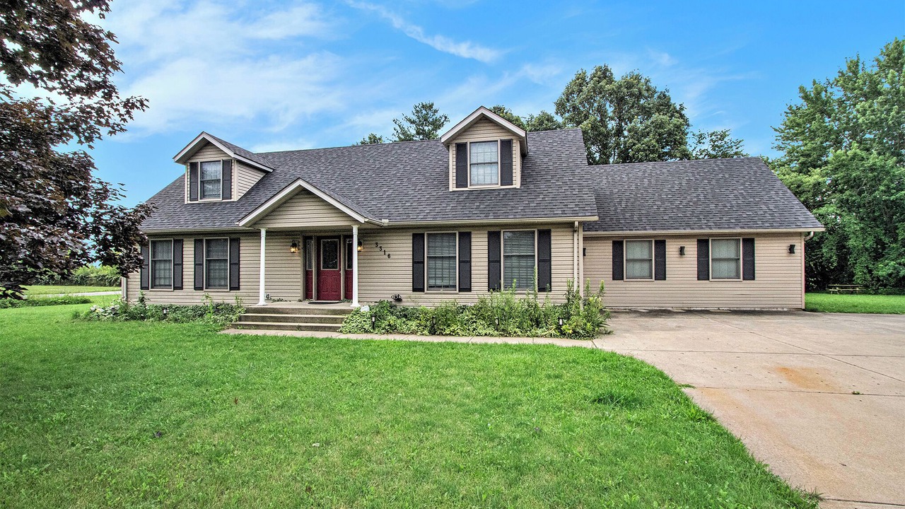 Photo of Outdoor in Bridgman