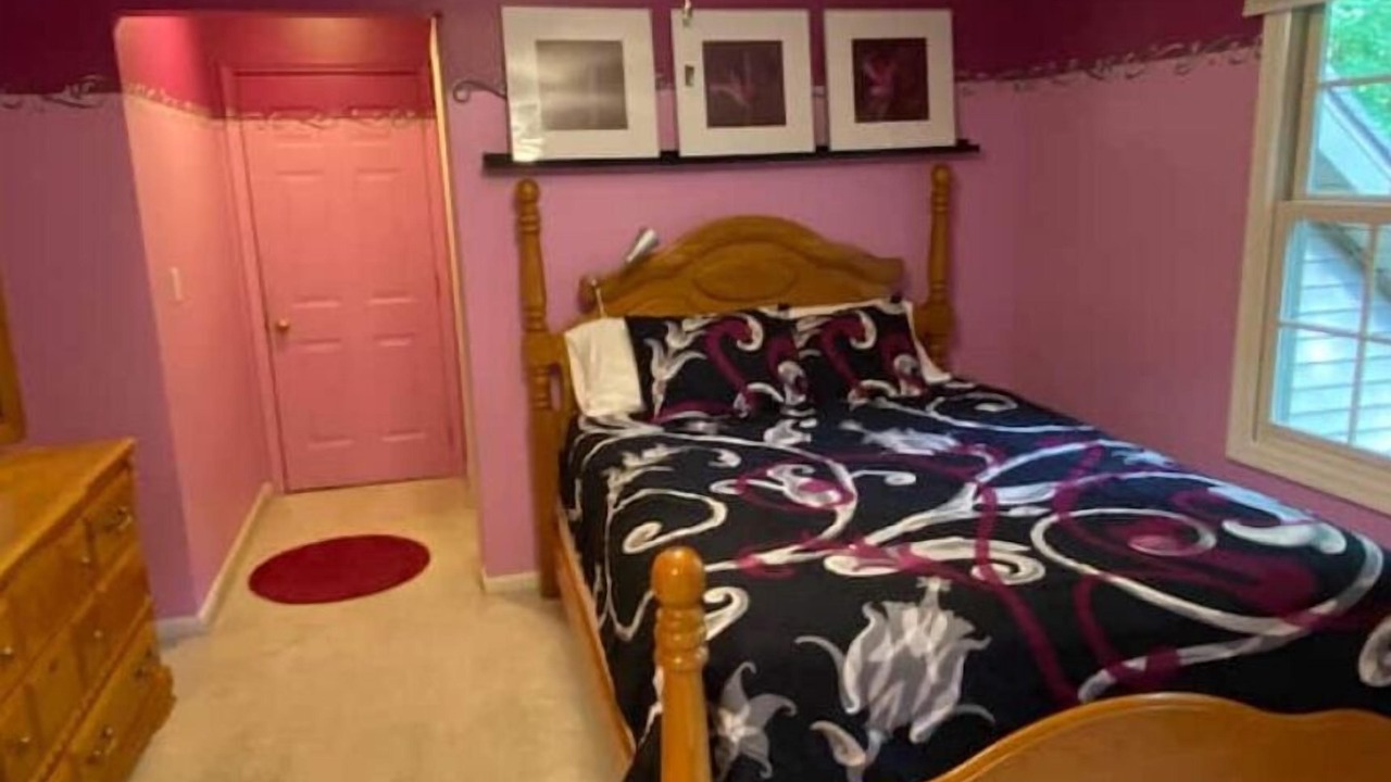 Photo of Bedroom in Niles