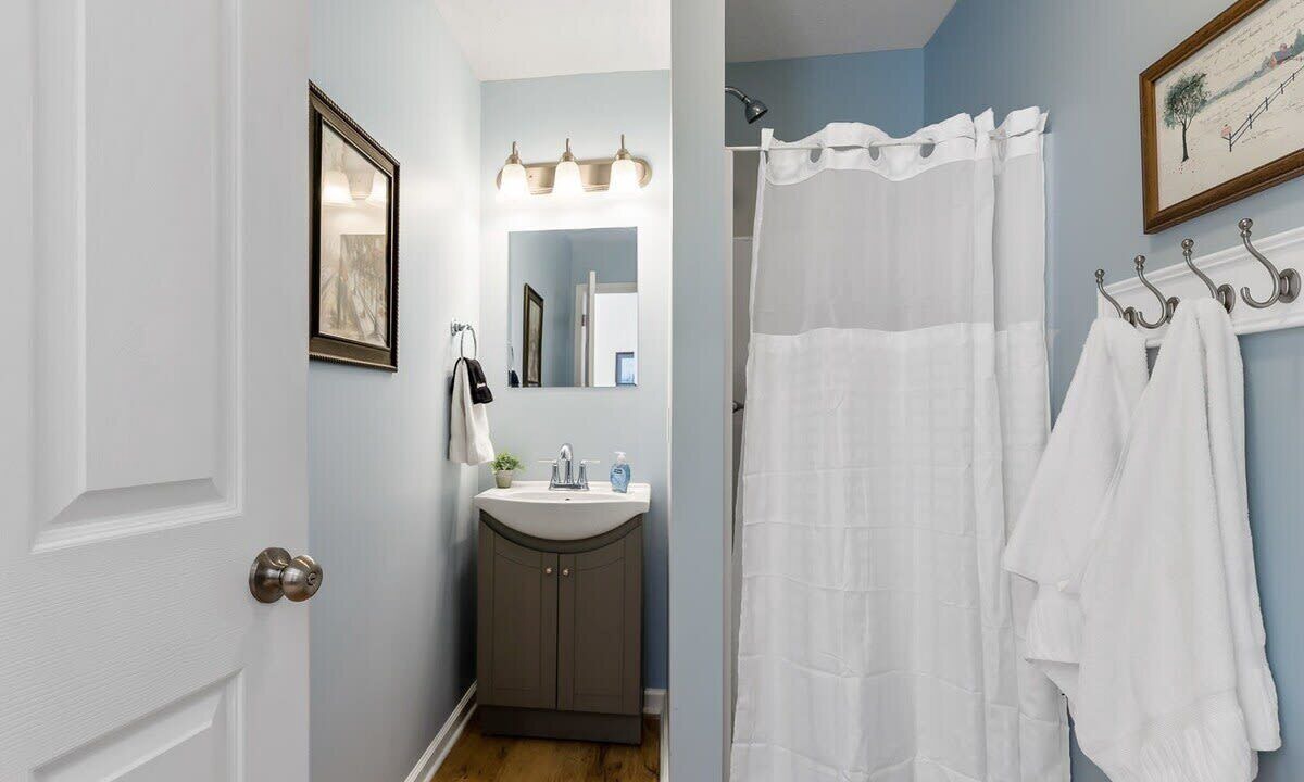 Photo of Bathroom in Kendall