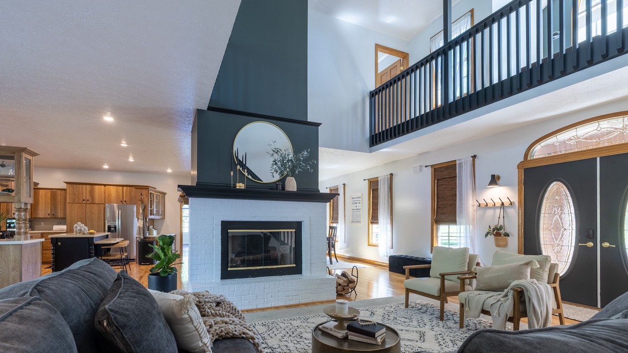 Photo of Livingroom in Goshen