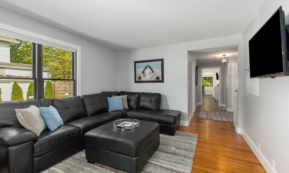 Photo of Livingroom in Saugatuck